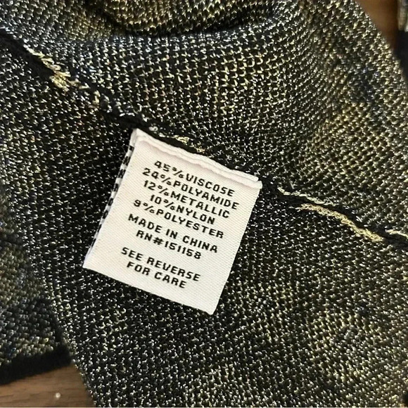 525 Women's Jacquard Cutout Mockneck Top  M - Picture 6 of 10